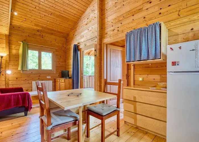 Grillon * Salignac Eyvigues